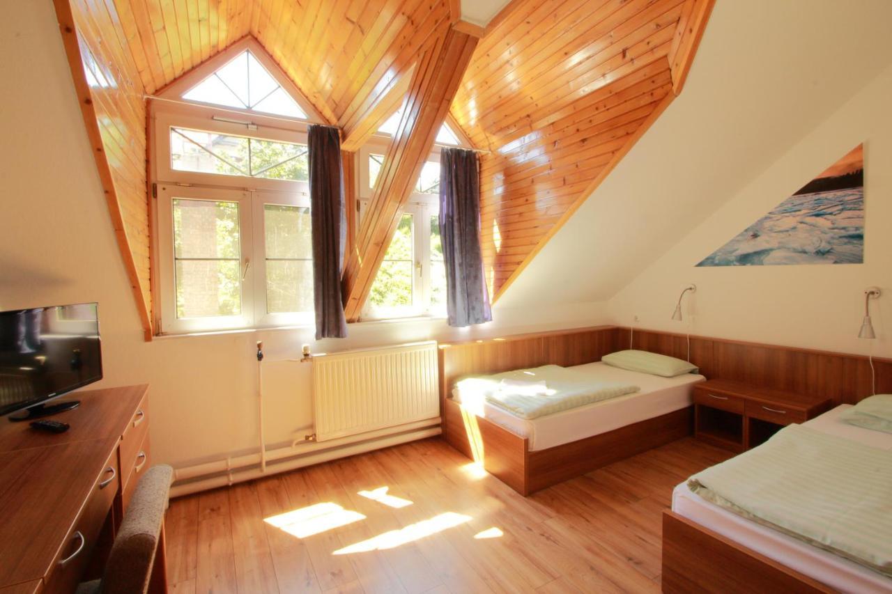 Aquilo Hotel Panorama Tihany Buitenkant foto