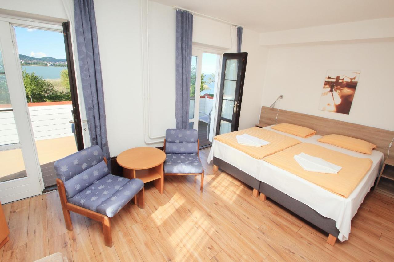 Aquilo Hotel Panorama Tihany Buitenkant foto